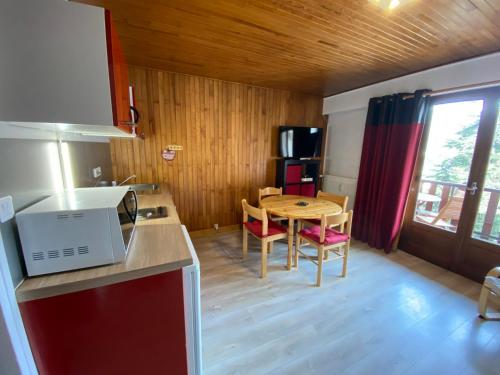 Studio Brides-les-Bains, 1 pièce, 4 personnes - FR-1-512-3 Brides-les-Bains france