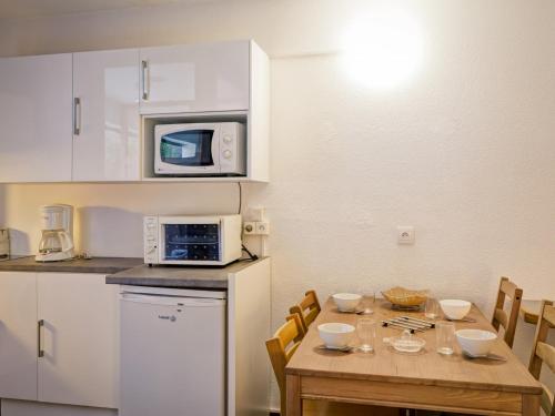 Studio Brides-les-Bains, 1 pièce, 4 personnes - FR-1-512-59 Brides-les-Bains france