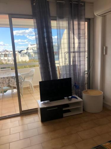 STUDIO-CAB 300 m Plage Port-jonathan Navigateurs La Grande Motte france