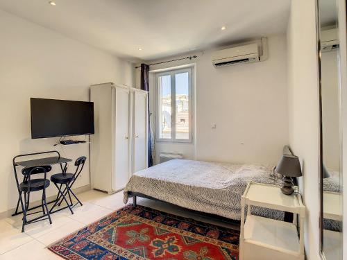 Appartement Studio Carré d'Or. 2 mins from the Croisette. 143 Floor 3 21 Rue du Commandant André Cannes