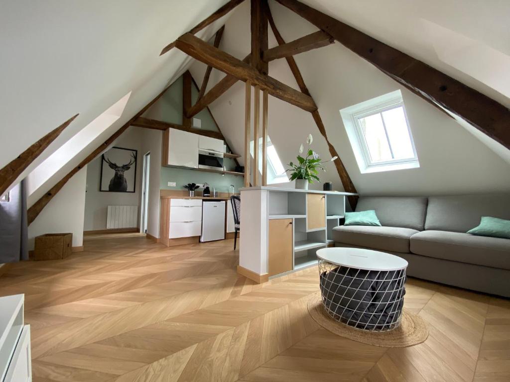 Appartement Studio centre ville 24 Rue Lejamptel, 35120 Dol-de-Bretagne