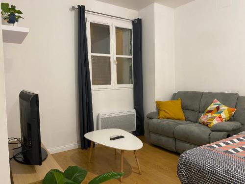 Appartement Studio chaleureux Centre Ville 37 Rue Jean Jaurès Excideuil