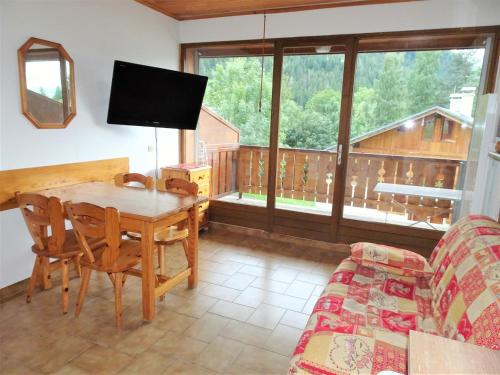 Appartement Studio Champagny-en-Vanoise, 1 pièce, 4 personnes - FR-1-464-115 RÃ©sidence Flor'Alpes - La Roue - Champagny-en-Vanoise