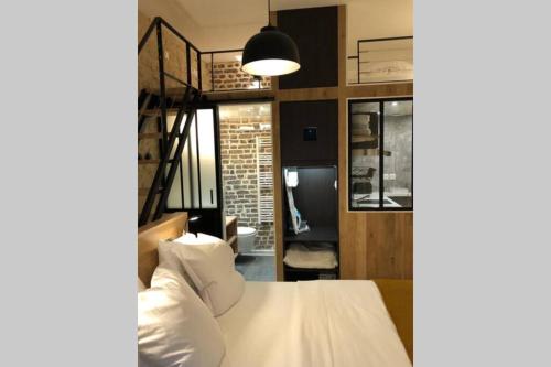 Studio Cinq Diamants, Neuf Tout équipé Paris france