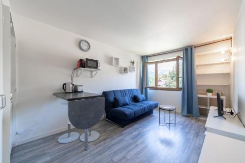 Studio close to all amenities and the old town Annecy france