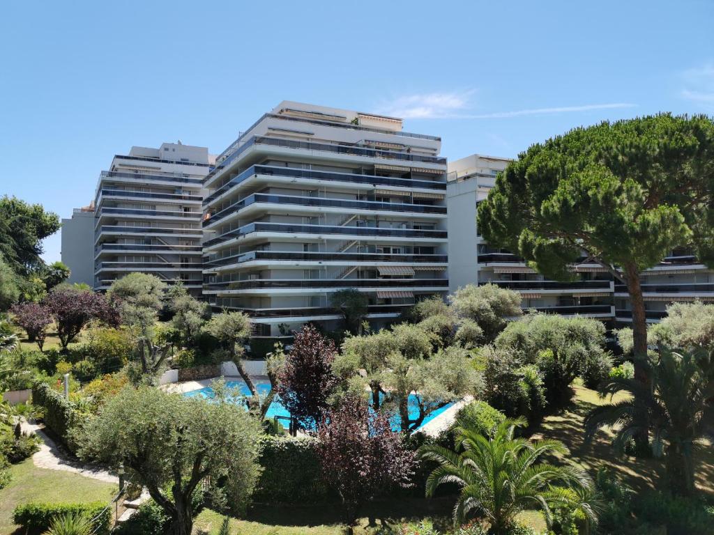 Appartement STUDIO CORINTHE JUAN LES PINS Avenue des Orangers, 06160 Antibes