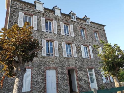 Studio cosy au bord de mer Lancieux france