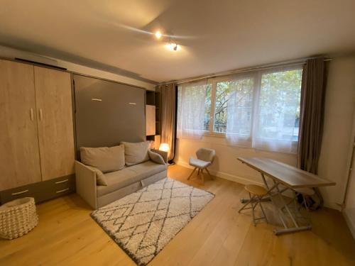 Studio Cosy & Chaleureux Paris france