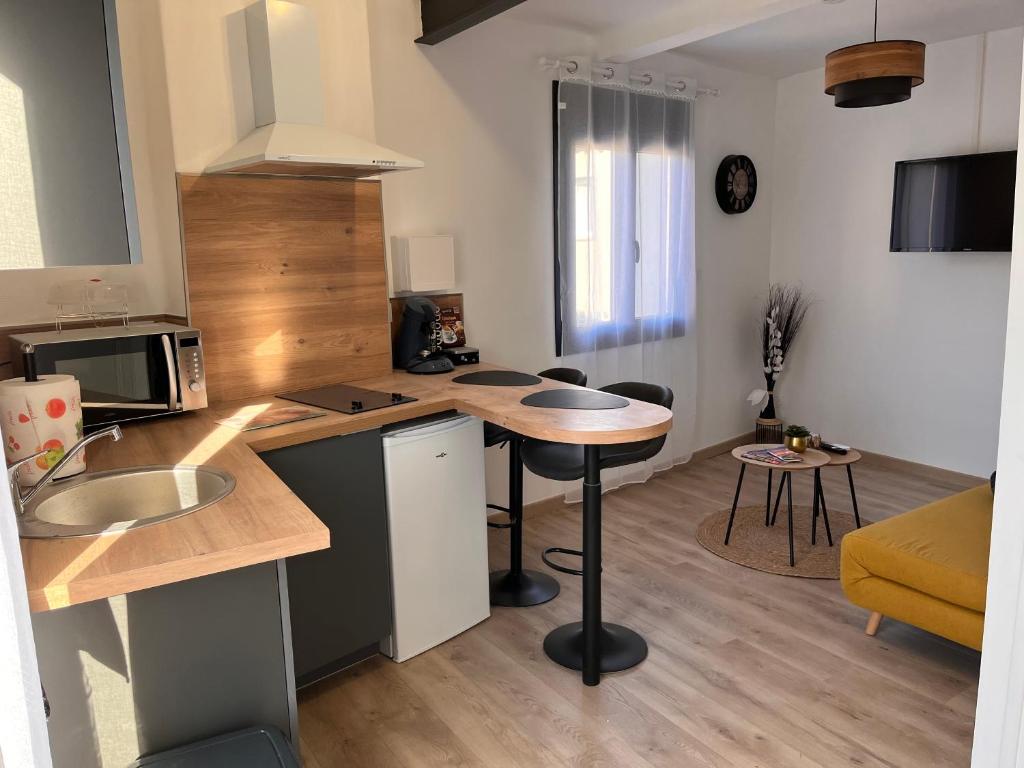 Appartement Studio cosy entièrement neuf, arrivée autonome 20 Rue Jules Ferry, 66250 Saint-Laurent-de-la-Salanque