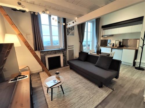 Studio cosy, hyper centre d'Aix, vue montagnes, proche thermes Aix-les-Bains france