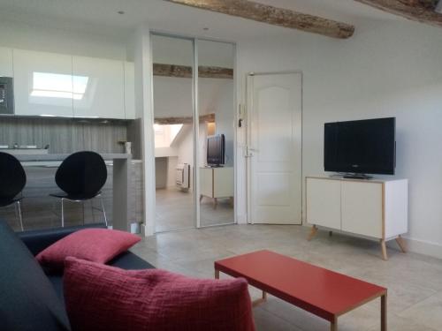 Appartement Studio cosy plein centre Cannes 5e étage 9 Rue des Belges Cannes