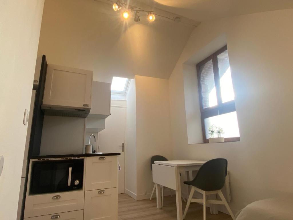 Appartement Studio dans les écuries du chateau 3 Allée de la Duchesse, 78830 Bonnelles