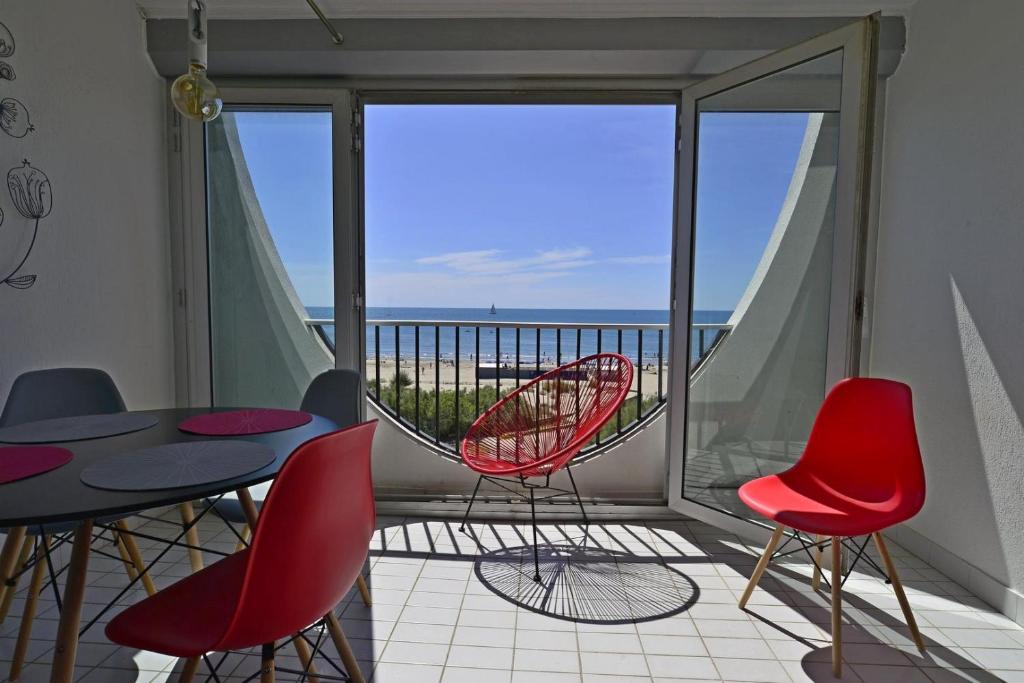 Appartement Studio de 33 m2, vue et bord de mer, parking 136 Allée de l'Illiade, 34280 La Grande Motte
