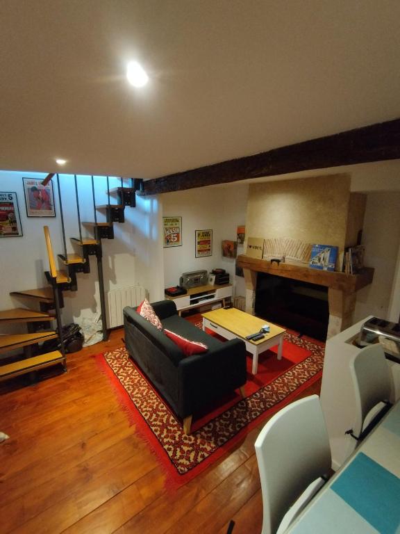 Appartement Studio Duplex au cœur du quartier historique! 2 eme etage 18 Rue Saint-Clar, 24100 Bergerac