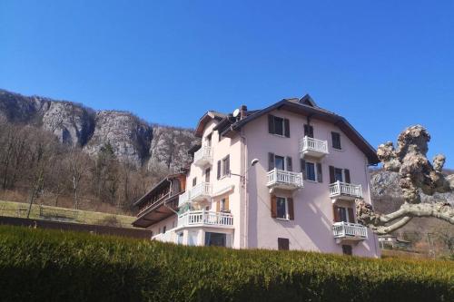 Appartement Studio en bordure de Lac 4375 Route d'Annecy Doussard