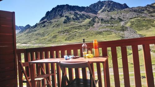 STUDIO en PLEINE MONTAGNE AVEC VUE SUR MARMOTTES La Mongie france