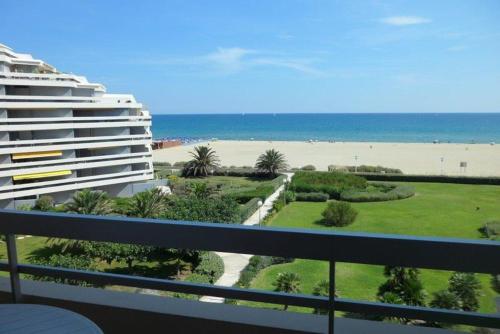 Appartement Studio face à la mer +terrasse+ parking les 3 Mats avenue des terrasses du levant Canet-en-Roussillon