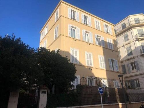 Appartement Studio fonctionnel - Centre Cannes 2EME 5 Rue Marceau Cannes