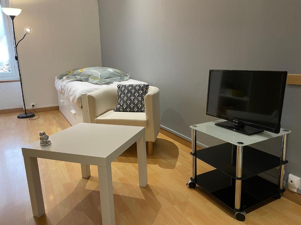 Appartement Studio fonctionnel, pratique et bien placé 12 Rue Dacher, 03200 Vichy