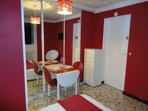 Appartement Studio Framboise proche Paris et Disneyland 1 Rue Leroux Gagny