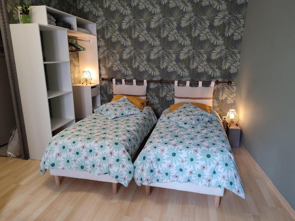 Appartement Studio indépendant accès direct autonome. 17 Rue du Marché aux Chevaux, 59360 Le Cateau