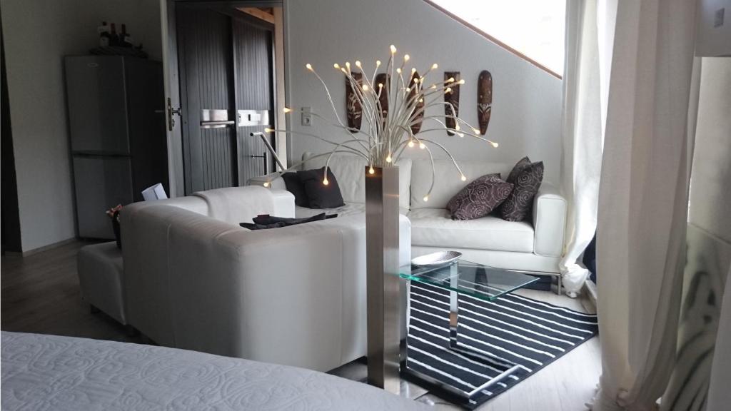 Appartement studio K82 HOTEL relax&work 82 Karlstraße, 72138 Kirchentellinsfurt