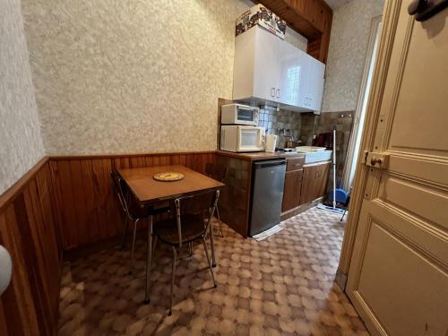 Studio La Bourboule, 1 pièce, 3 personnes - FR-1-667-40 La Bourboule france