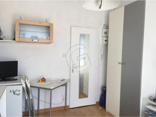 Appartement Studio La Tranche-sur-Mer, 1 pièce, 2 personnes - FR-1-357-240 35 AV de la plage La Tranche-sur-Mer