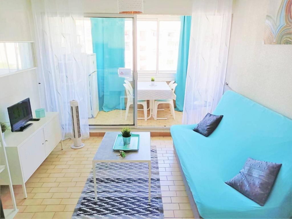 Appartement Studio Le Grau-du-Roi, 1 pièce, 4 personnes - FR-1-307-175 Av. du Palais de la Mer Rés. Los Amigos 2 Entrée Santa Anita 3e étage n°386 pk 22, 30240 Le Grau-du-Roi