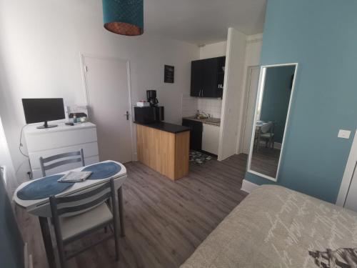 Appartement Studio Le Puy Mary 13 Avenue Baraduc Châtel-Guyon