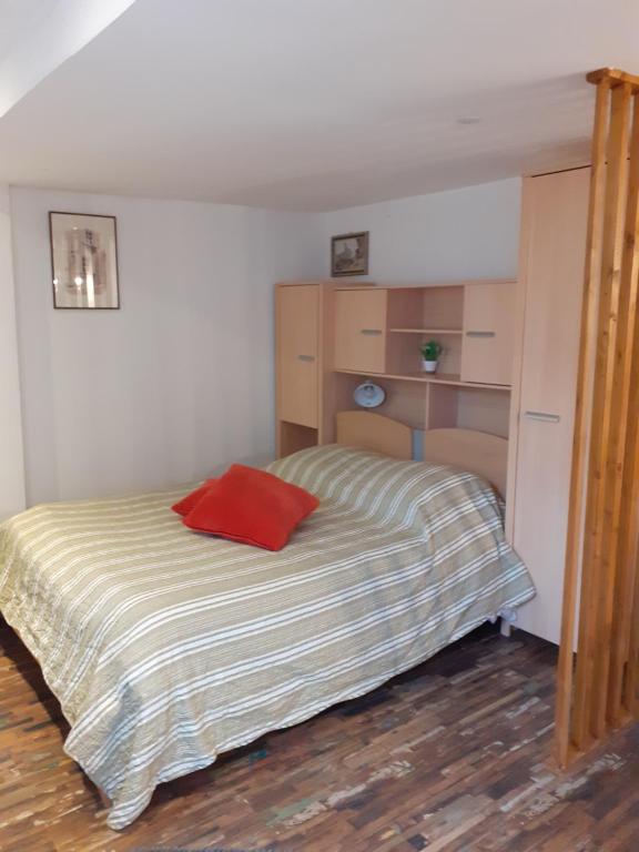 Appartement Studio lena 11 Rue Marcou, 11200 Lézignan-Corbières