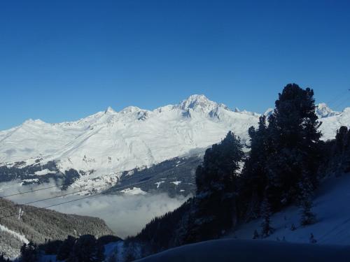 Appartement Studio Les Arcs 2000, 1 pièce, 4 personnes - FR-1-411-309 Studio 4 personnes à Arc 2000 avec vue sur la montagne et la station Arc 2000