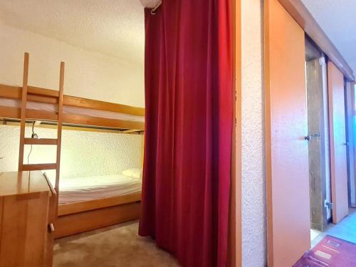 Appartement Studio Les Deux Alpes, 1 pièce, 4 personnes - FR-1-348-266 Entrée B 1 Place des 2 Alpes Les Deux Alpes