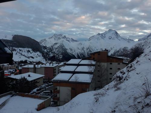 Studio les deux alpes Résidence le Pluton B84 WIFI Les Deux Alpes france