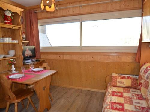 Studio Les Menuires, 1 pièce, 2 personnes - FR-1-452-121 Les Menuires france