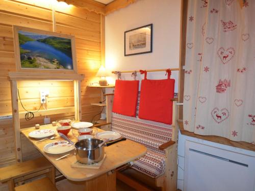 Studio Les Menuires, 1 pièce, 2 personnes - FR-1-452-283 Les Menuires france