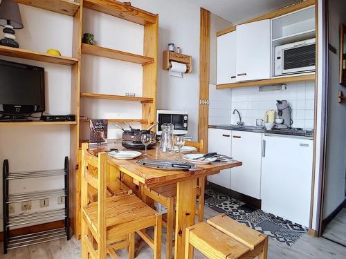 Appartement Studio Les Menuires, 1 pièce, 3 personnes - FR-1-344-535 LES FONTANETTES Les Menuires