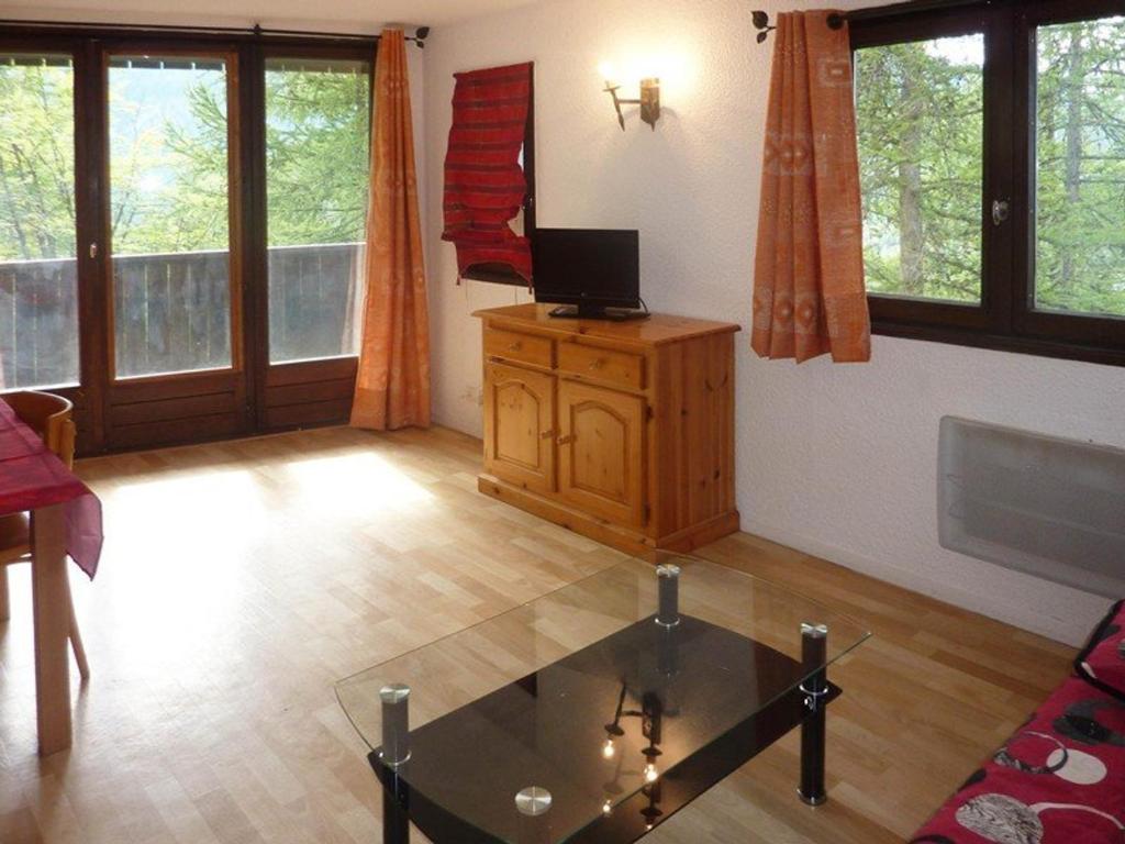 Appartement Studio Les Orres, 1 pièce, 4 personnes - FR-1-322-213 01 Mazeliere - Chemin Des Moufflonts -, 05200 Les Orres