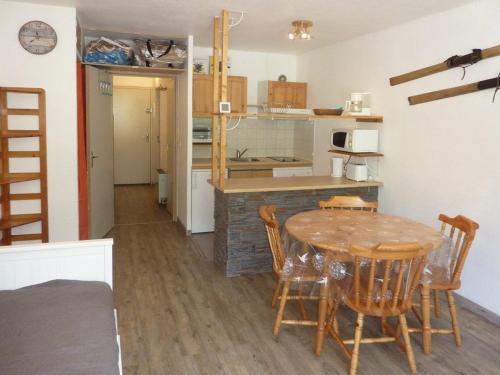 Studio Les Orres, 1 pièce, 4 personnes - FR-1-322-319 Les Orres france