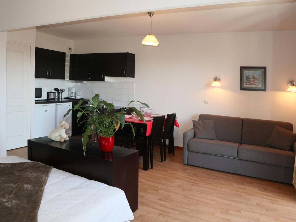 Appartement Studio Les Orres, 1 pièce, 4 personnes - FR-1-322-99 La Combe D Or NÂ°301 - Chemin De Pra Paisset -, 05200 Les Orres