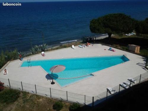 Studio les pieds dans l'eau Santa-Lucia-di-Moriani france