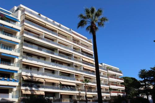 Appartement Studio luxueux et spacieux avec terrasse 4 Rue Jean-Baptiste Dumas Cannes