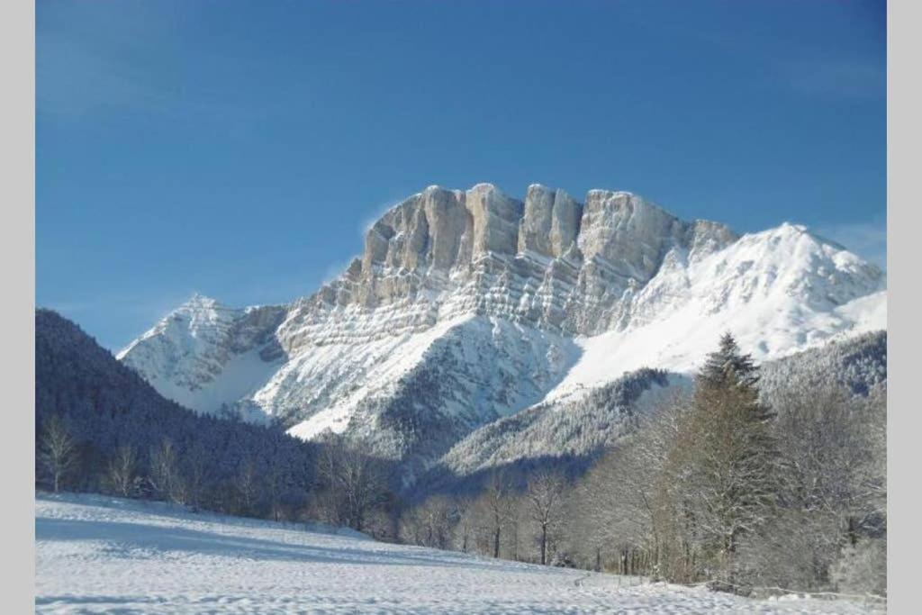 Appartement Studio mansardé 18 m2 climatisé avec piscine privée Impasse de Pierre Blanche, 38650 Gresse-en-Vercors