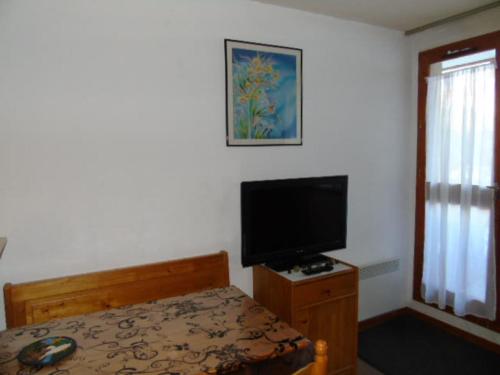 Appartement Studio Modane, 1 pièce, 3 personnes - FR-1-561-88 Résidence Melezets 1 390 Rue des Bettets Station de Valfréjus Valfréjus