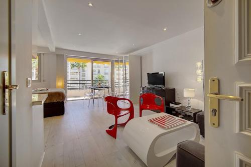 Appartement STUDIO MODERNE et LUMINEUX PROCHE CROISETTE A0B132 Rouaze, 16-18 Cannes