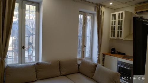 Appartement Studio Neuf Climatisé tout équipé #3 161 Boulevard Maréchal Joffre Toulon