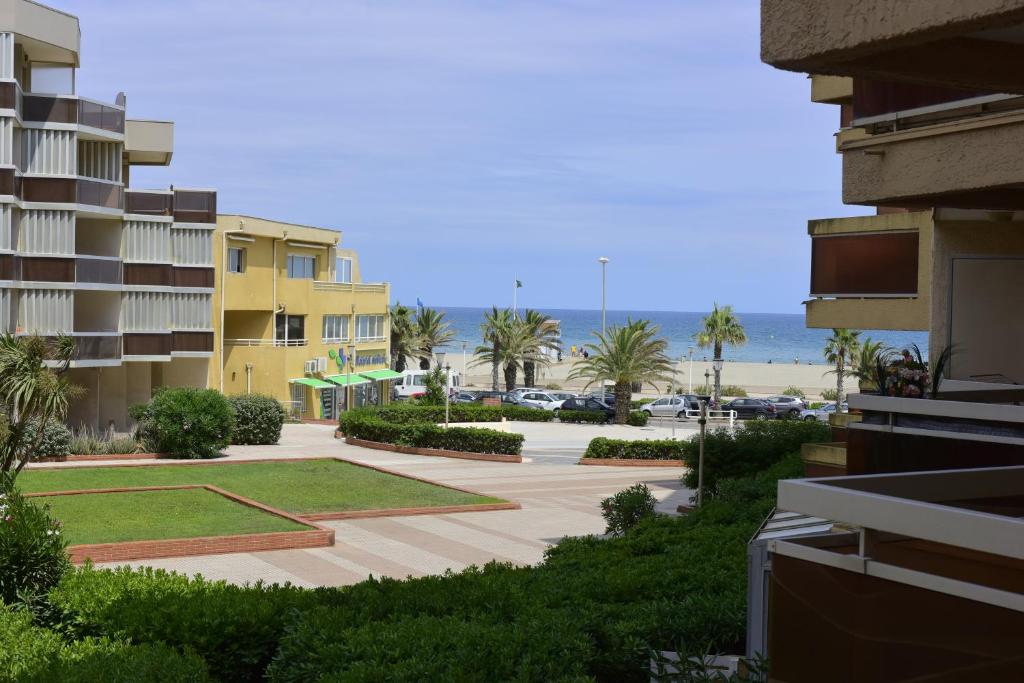 Appartement Studio POP Canet En Roussillon 8 Promenade de la Côte Radieuse, les Balcons de la plage n°16, 66140 Canet-en-Roussillon