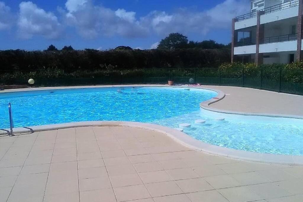 Appartement Studio Pornic sur Golf, résidence avec piscine 13 Avenue de Scalby Newby, 44210 Pornic