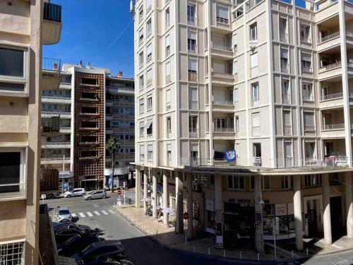 Appartement Studio port de Toulon 2 place Gambetta Toulon