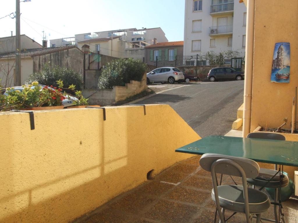 Appartement Studio Port-Vendres, 1 pièce, 2 personnes - FR-1-309-311 17 Résidence Carouflor Rue Jules Ferry bat B RDC, 66660 Port-Vendres